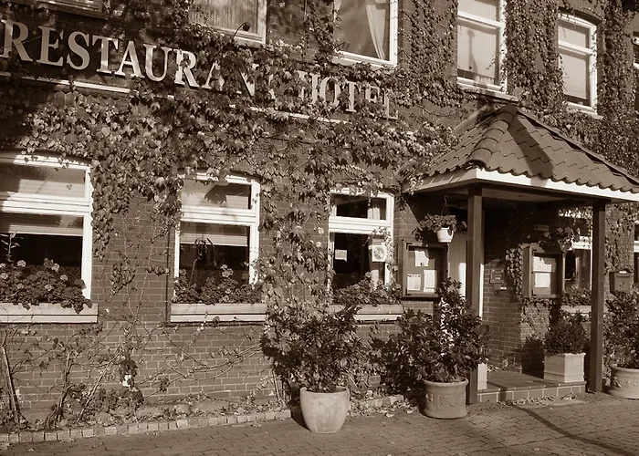 Hotel Neetzer Hof 3*